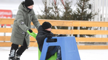 В Воронеже каток на Адмиралтейской площади вернулся к полноценной работе