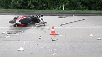 В Таловском районе столкнулись скутер и Opel Astra