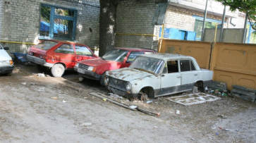 Мэрия Воронежа сдаст на металлолом 30 бесхозных автомобилей