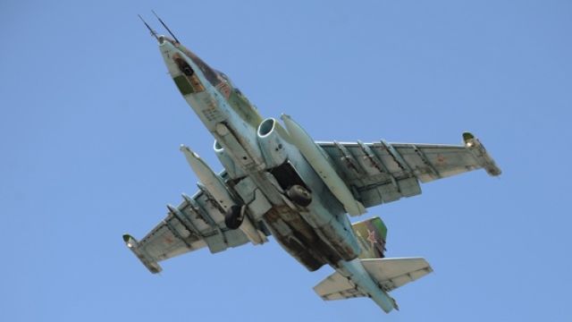 Лучшие летчики страны обстреляли полигон Погоново