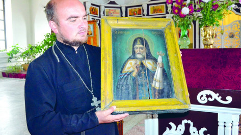В восстановленный храм Калачеевского района вернулась старинная икона 
