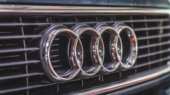Воронежского опера обвинили в попытке украсть Audi A4 у подозреваемого
