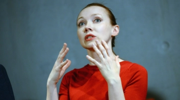 Актриса Камерного театра споет воронежцам о любви на трех языках