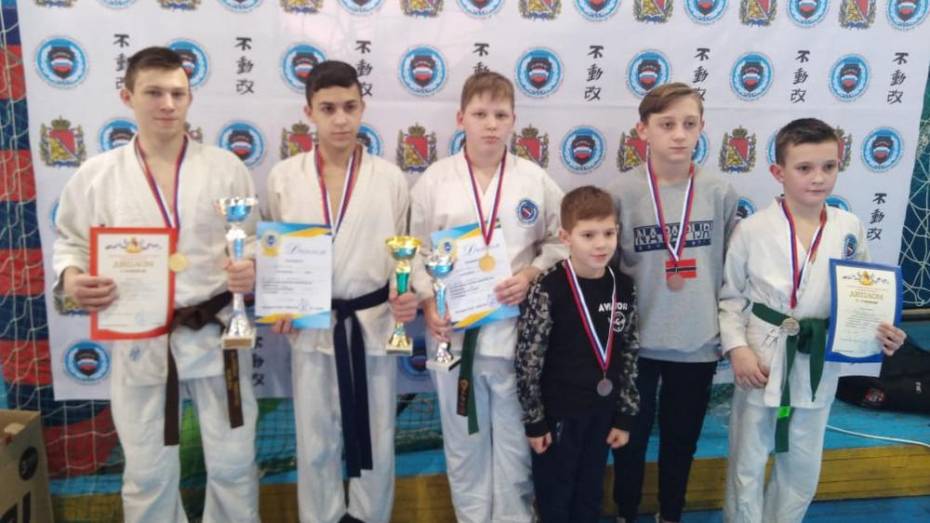 Верхнехавские каратисты завоевали 3 «золота» областных соревнований