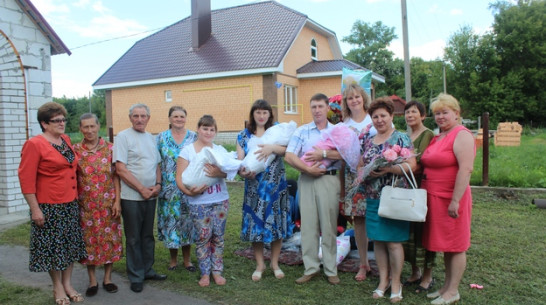 В Верхнехавском районе впервые за 40 лет родилась тройня