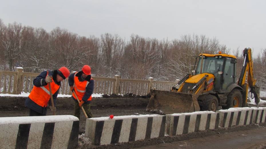 В Боброве отремонтируют мост через реку Битюг