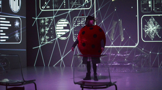 Театр «Практика» привез в Воронеж сказку для инфантильных взрослых