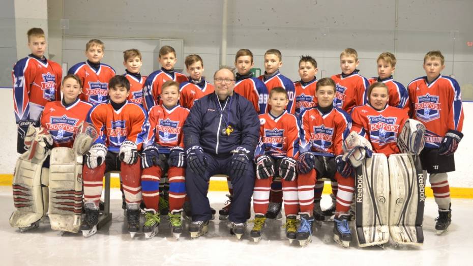 Бобровские хоккеисты выиграли «серебро» на всероссийских соревнованиях