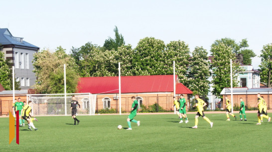 Бобровский «Барс-1» со счетом 3:0 обыграл борисоглебский «Ювенал»