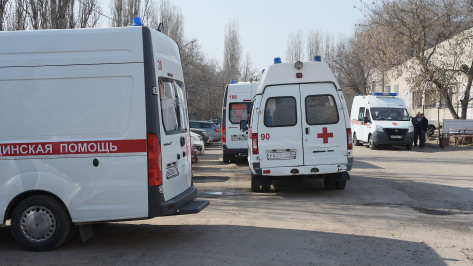 Первые лица Воронежской области поздравили работников скорой медицинской помощи
