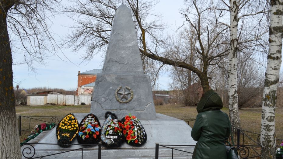 В Терновском районе отремонтируют 2 памятника фронтовикам-односельчанам