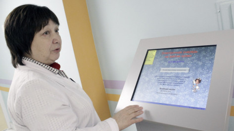 В Нижнедевицкой больнице появятся инфоматы и новая кровля