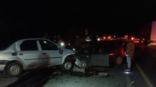 В Воронежской области 67-летний водитель погиб при лобовом столкновении с Renault