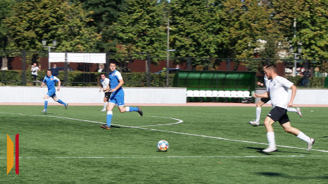 Бобровские футболисты обыграли команду из Эртиля со счетом 10:3