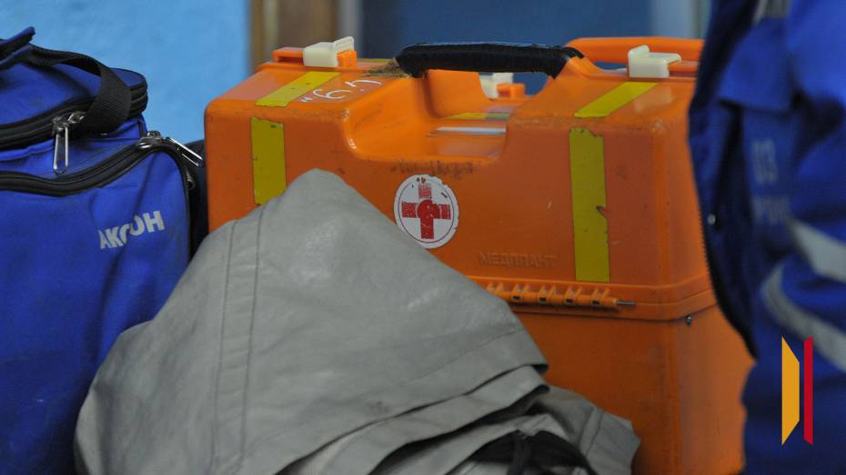 В Воронеже кладовщик упал с 2-метровой стремянки