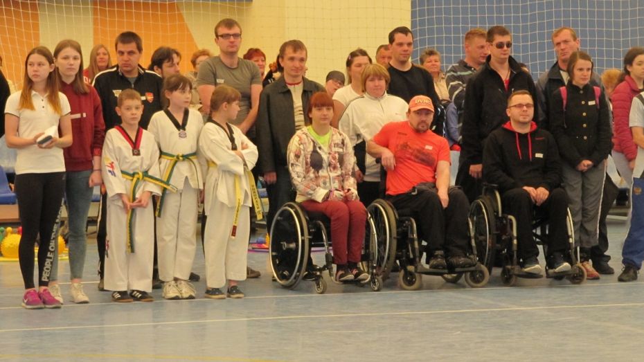 В воронежском СК «Звездный» прошел спортивный праздник для инвалидов