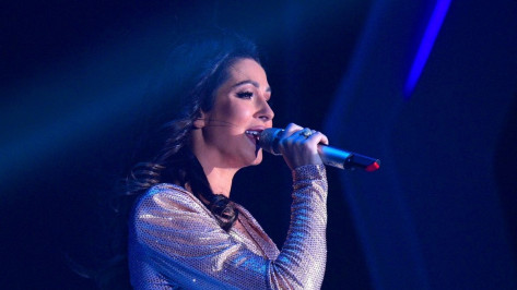 Хит певицы Нюши помог матери-одиночке накопить на ремонт квартиры в Воронеже