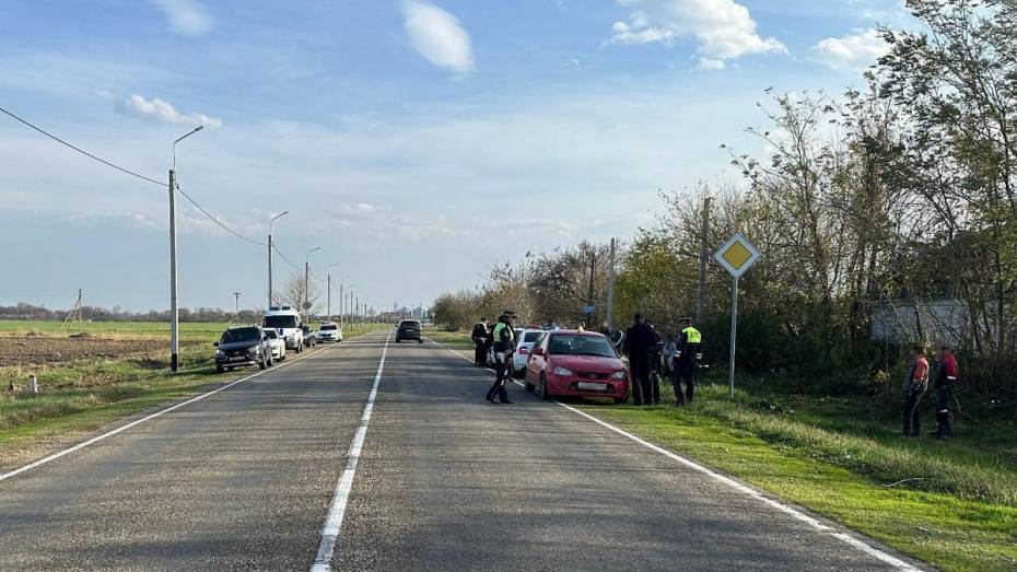 Воронежский 24-летний мотоциклист без прав устроил аварию в Адыгее