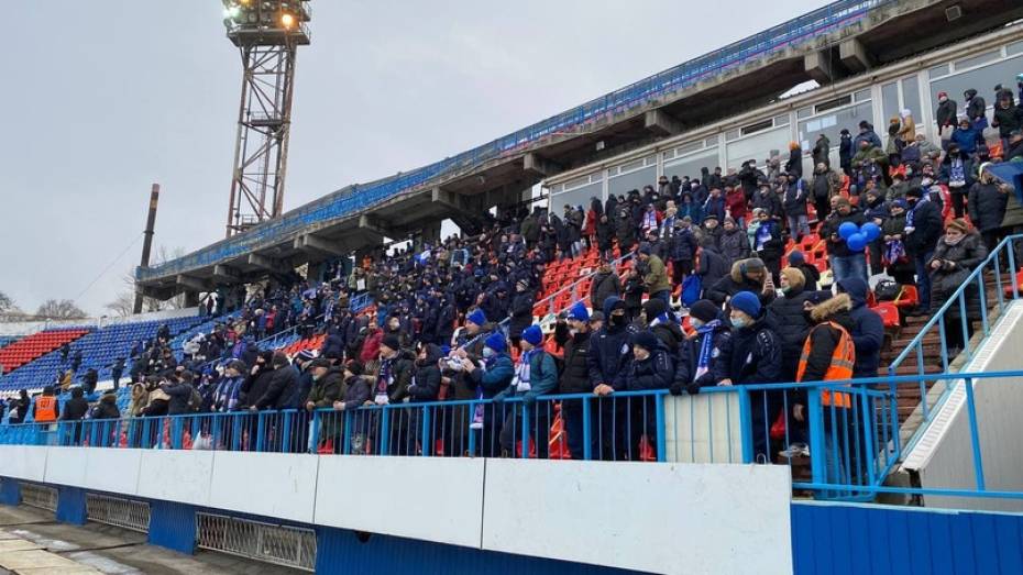 Воронежский «Факел» потребовал смены руководства Центрального стадиона профсоюзов
