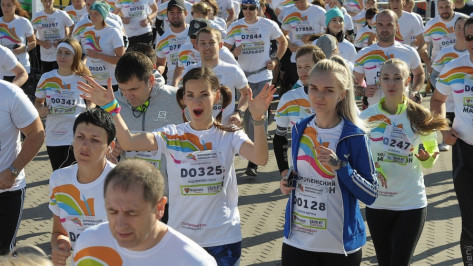 Четвертый «Воронежский марафон» прошел на Адмиралтейской площади