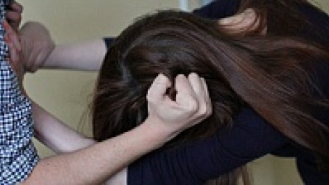 В Воронеже насильник 16-летней девушки выследил жертву на улице