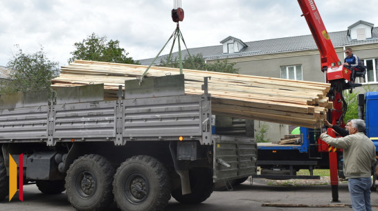 Грибановцы отправили в зону СВО строительные материалы