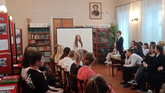 Павловскую молодежь пригласили прочитать произведения Пушкина в конкурсе чтецов