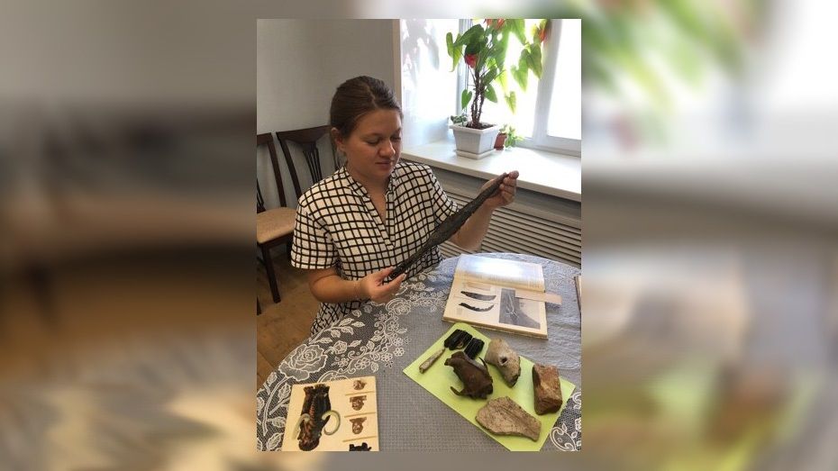 В Верхнем Мамоне сотрудники музея сняли 3 видео об археологических находках 