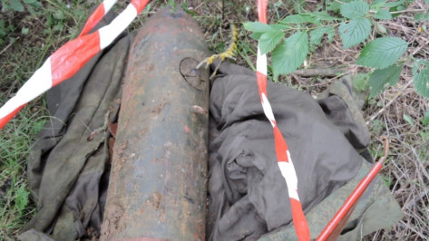 В семилукском селе нашли бомбу времен войны