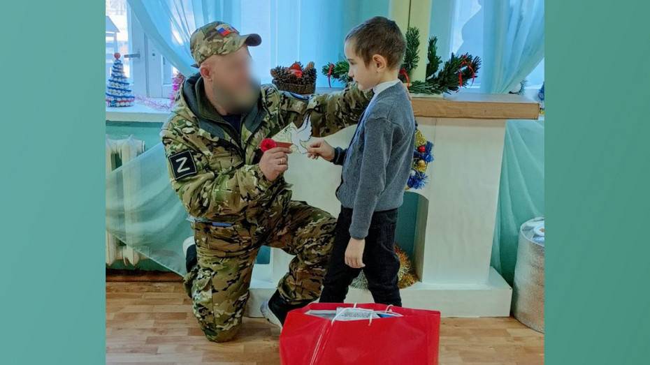 Участник СВО из Калачеевского района встретился со школьником – автором письма солдату
