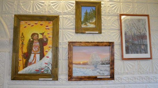 Межрайонная выставка «Зимняя палитра» открылась в Павловском краеведческом музее