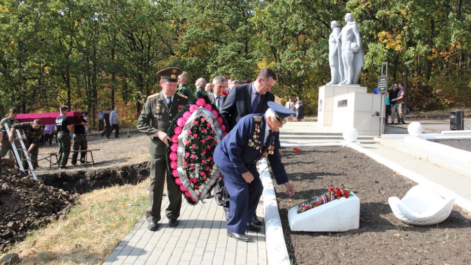 В Каменке перезахоронили останки узников концлагеря «Дулаг-191»