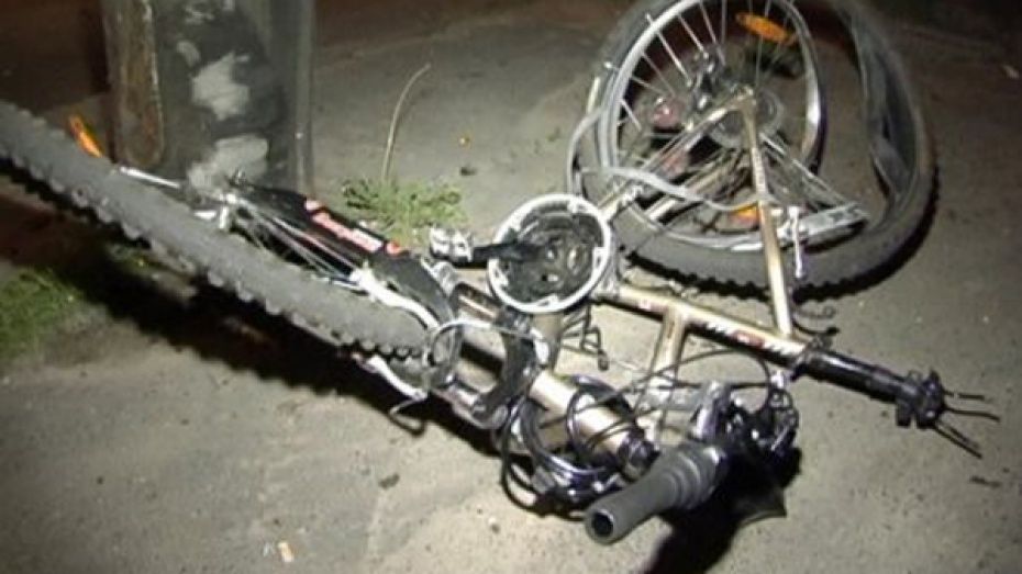 В Борисоглебске пьяный водитель сбил 78-летнюю велосипедистку