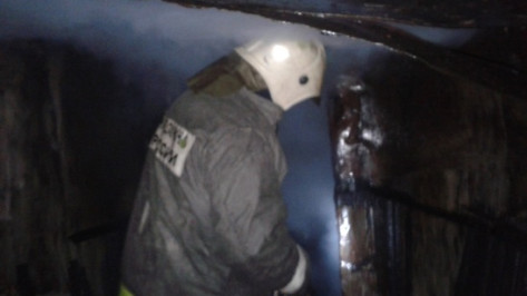 Под Воронежем из-за возгорания дивана скончался 42-летний мужчина