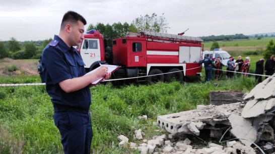 Гибель 3 детей под завалом в Воронежской области привела к уголовному делу