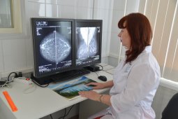 Заведующая маммологическим центром Воронежа: «Алкоголь увеличивает риск рака груди»