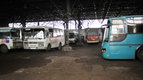 В Борисоглебске водители автобусов отказались работать из-за долгов по зарплате