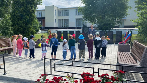 В лискинском селе Добрино отремонтировали кровлю Дома культуры