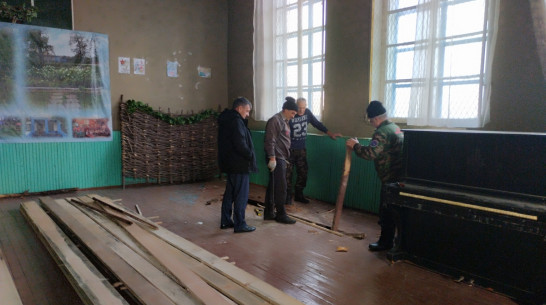 В хохольском селе Кочетовка отремонтируют крышу Дома культуры