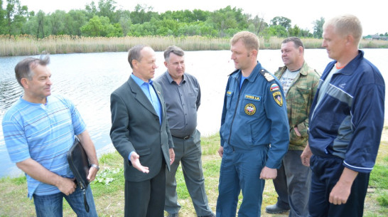 Богучарский пляж первым в области открылся для купального сезона 