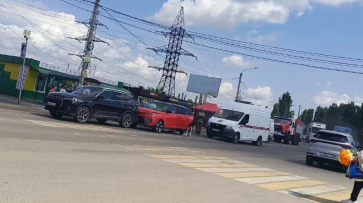 В Семилуках Воронежской области в аварии с 3 автомобилями пострадал ребенок