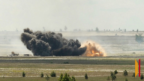 Набор из 10 боеприпасов времен ВОВ взорвали на площадке под Воронежем