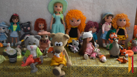 Грибановцам предложили научиться вязать крючком