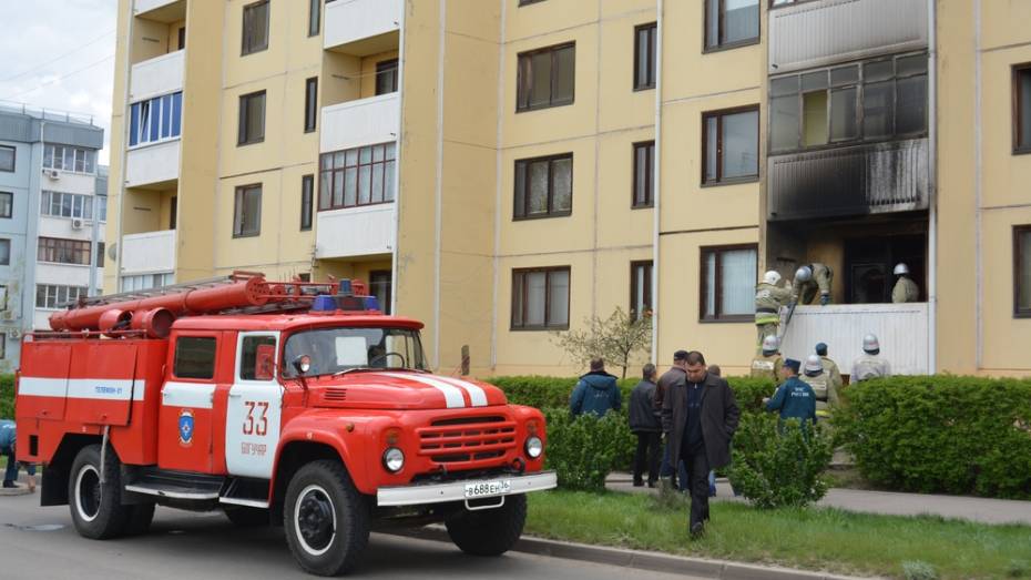 В Богучаре участвовавшие в соревнованиях спасатели потушили пожар «по соседству» 