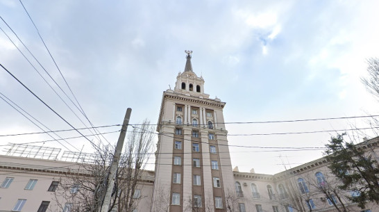 Ремонт сталинской высотки с башней в Воронеже завершат в сентябре 2023 года