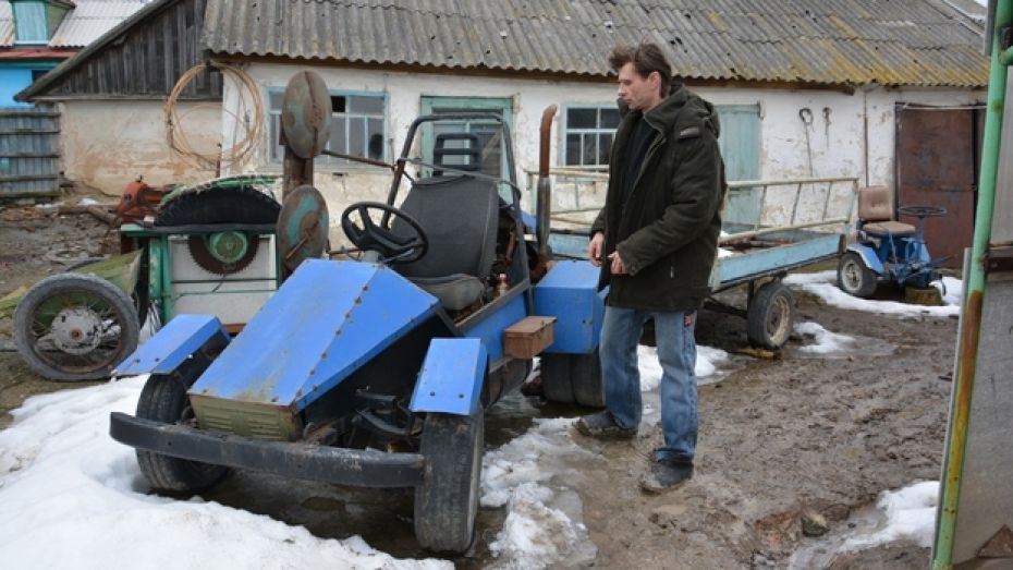 Житель Кантемировского района собрал из агрегатов старой «копейки» багги-трактор.