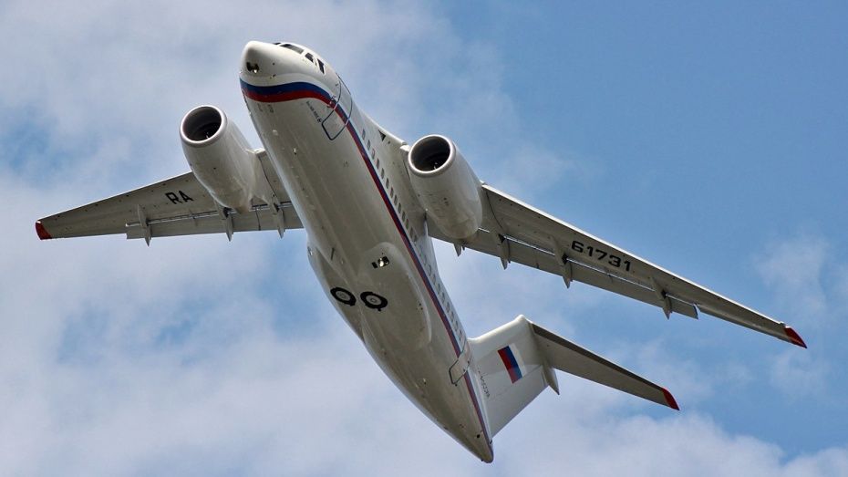 Воронежский авиазавод передал 2 пассажирских самолета Ан-148 частям Южного военного округа
