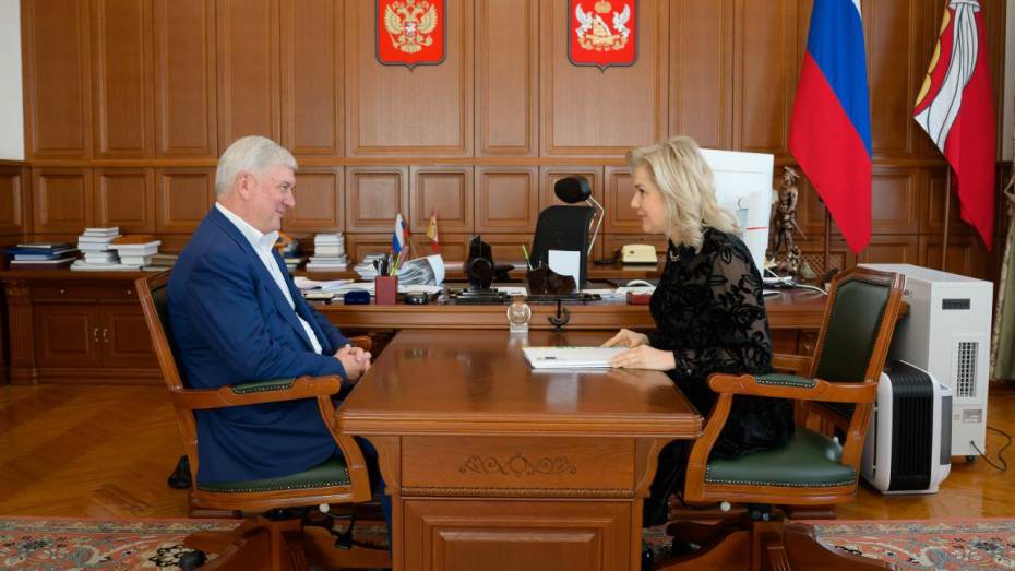 Губернатору Александру Гусеву представили идеи общественников по развитию Петровской набережной в Воронеже