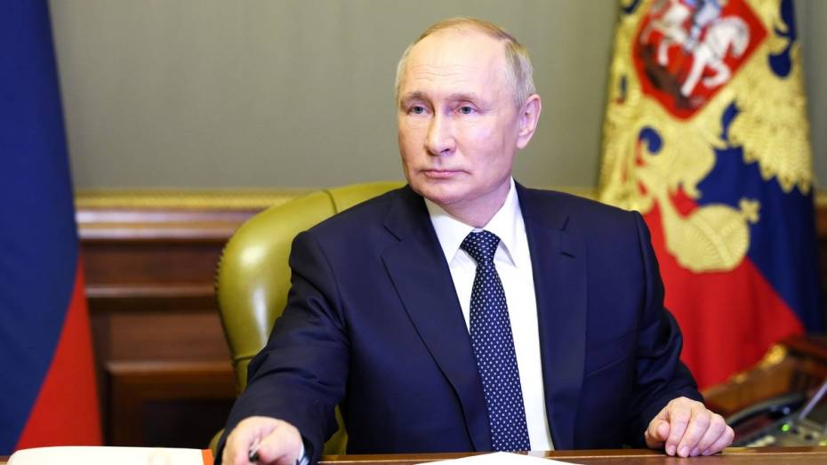 Президент РФ Владимир Путин объявил благодарность 11 воронежцам