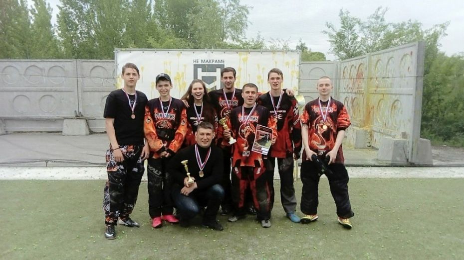 Лискинские пейнтболисты завоевали первое место в областных соревнованиях 